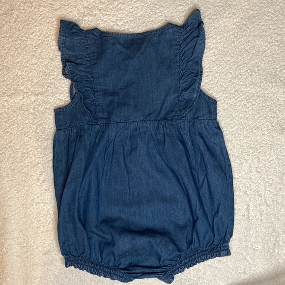 5/$20 Cat&jack denim look lightweight bubble romper 18m Euc - Picture 4 of 7